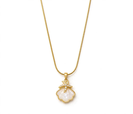 Aurelia Shell Necklace