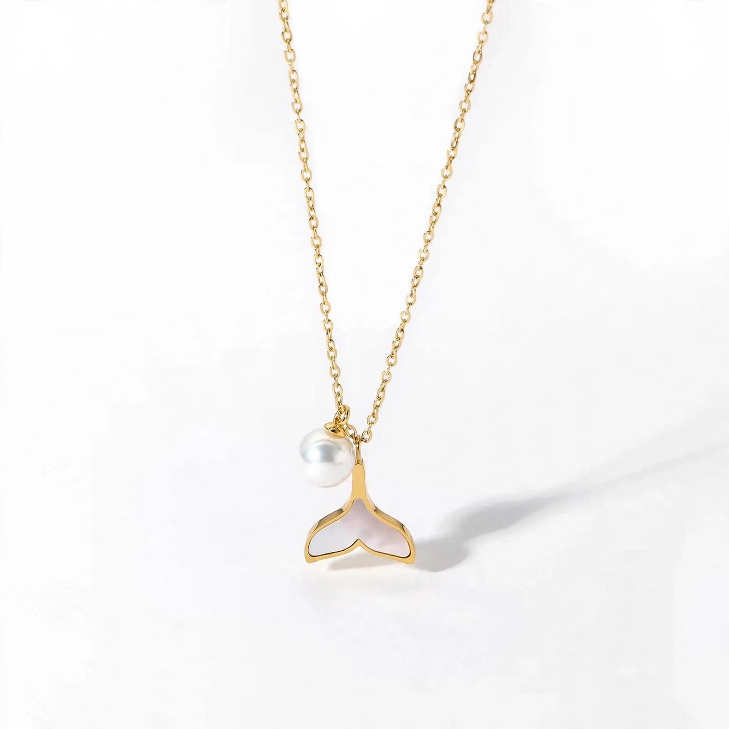 Celeste Pearl Tail Necklace