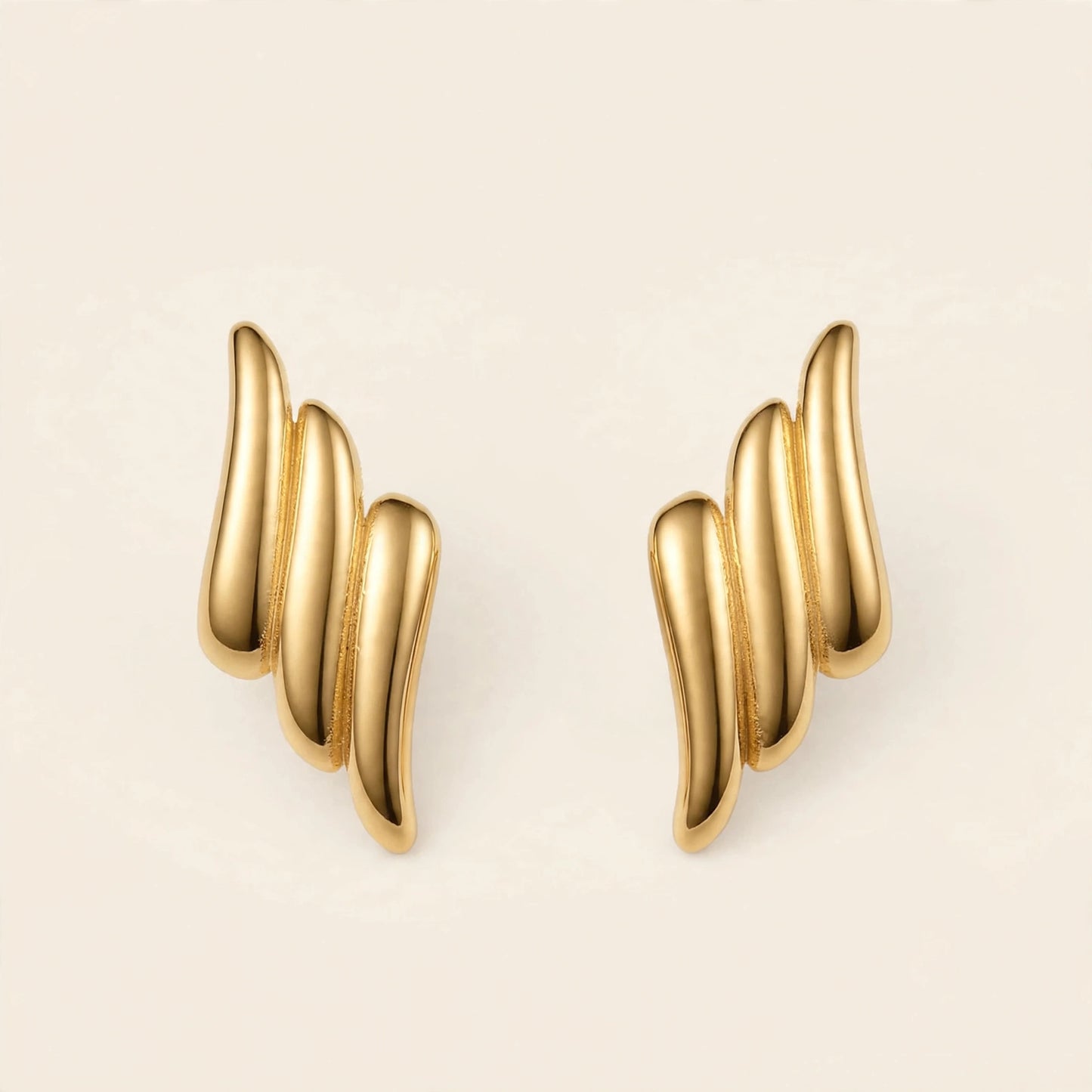 Triple Wave Stud